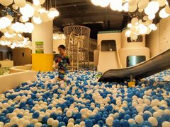 -涨巢·潮玩水疗局