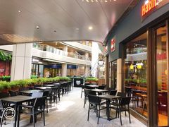 露天位-The Habit Burger Grill 哈比特汉堡(爱琴海店)