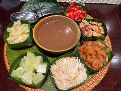 小吃拼盘-食肆&Fourteen(武林夜市店)