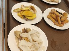 -天宜隆蘑菇宴火锅(石景山旗舰店)