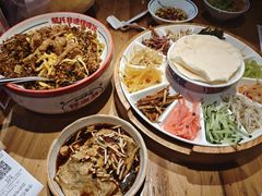 -怪噜范·老贵阳街头名小吃(汇金星力城店)