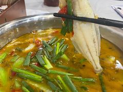 跳水耗儿鱼-辣螃铠盆盆蟹大排档(总店)