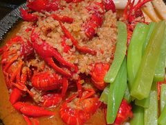 经典蒜香龙虾-红盔甲·小龙虾(长寿路店)