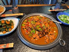 -侯志伟老街炒鸡(广济街店)
