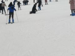 -秦皇古道滑雪场