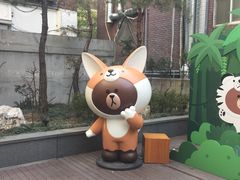 -LINE FRIENDS Garosu-gil Flagship Store