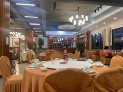 -华庭食府(光明店)
