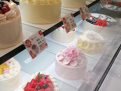 -花花卷卷·鲜食蛋糕(泉屋店)