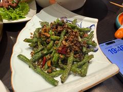 -川流不息·地道川菜·小龙虾(松东路店)