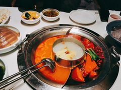 -周师兄大刀腰片火锅(磁器口直营店)
