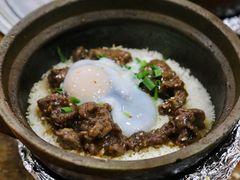 窝蛋牛肉煲仔饭-红星光发煲仔饭(大石街店)