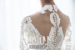 -Lady  Jane高端婚纱礼服馆