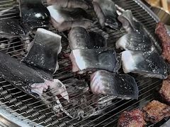 -青瓦餐厅·生鱼片·韩园烤肉(西塔店)