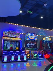 -多奇妙乐园·淘气堡·电玩·抓娃娃(海口吾悦店)