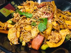 -拿渡麻辣香锅(银泰创意城店)