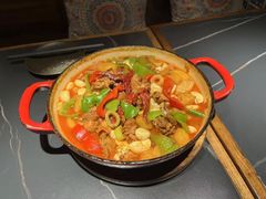 -阿里家·新疆烤肉酒場 by MIG