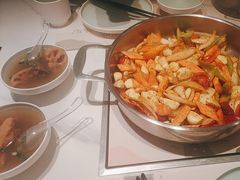 -黄记煌三汁焖锅(新佳丽江汉路店)