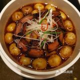 主打松江本帮菜，开了很久，特色菜是勾魂鱼，那个鱼汤真的挺勾魂