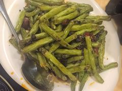 -家乡重庆火锅店