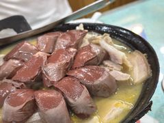 -鹤乡东北菜(崮山路店)