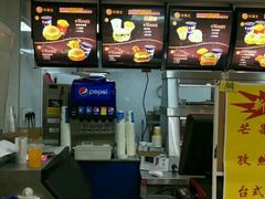 -华莱士·全鸡汉堡(艳粉店)