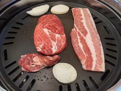 -韩香福烤肉庄园(荣成店)