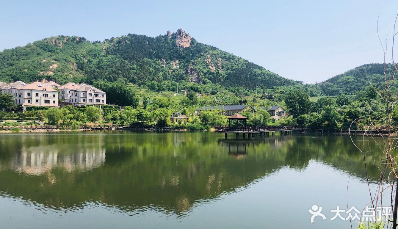 百福香园百福庵,庵内供奉娘娘洞