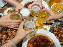 -叶派龙虾•招牌香辣蟹·海鲜(中海国际店)