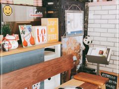 -熊猫一间店欧式奶茶铺