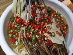 藤椒味钵钵鸡-嘉州叶婆婆钵钵鸡(建设路店)