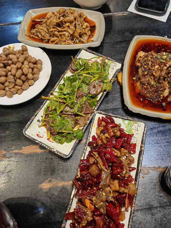 醉八仙热酒馆(渝中店)-"9999来重庆游玩 去的最后一站 前一天.