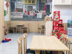 大堂-江城燕子大排档(江汉路步行街店)