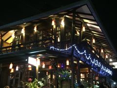 -Dash Teak House