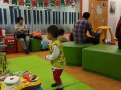 -爱威盛亲子俱乐部·纽约国际早托中心