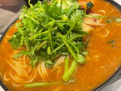 -肥汁米蘭香港米线(长宁来福士店)