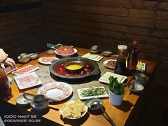 -厚山庭院重庆老火锅
