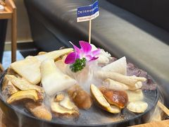 -一朵菌·野生菌探索家火锅(南亚店)