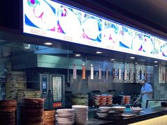 自助取餐区-老半斋(福州路店)