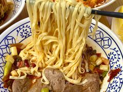 -李与白包子铺(桐梓林店)