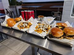 -TRIPS BURGER(大钟寺店)