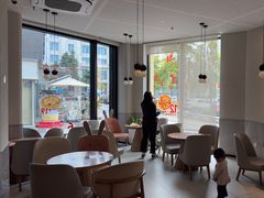 -必胜客(WOW阿罗海店)