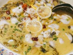 秘制老坛酸菜鱼-慕湘精致湖南菜(水贝店)