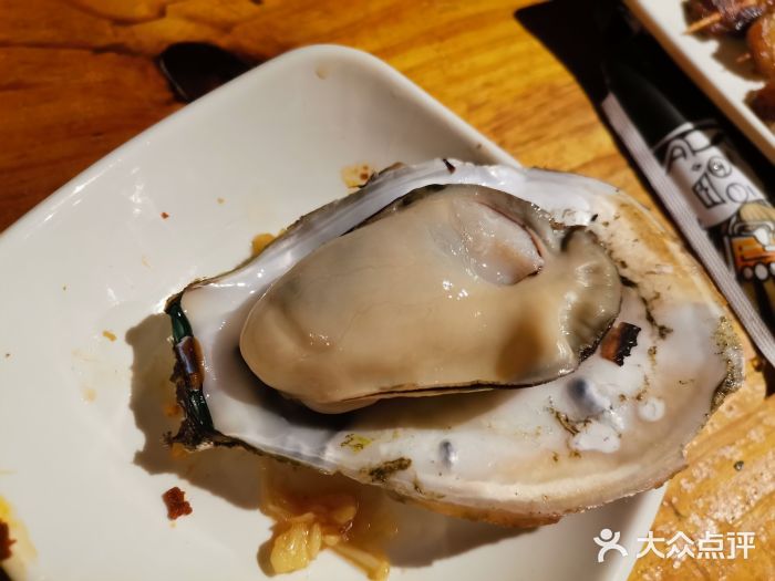 李记湛光蚝莊(白石洲总店)原味烤生蚝图片