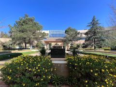 -昆明春城湖畔度假村