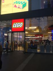 -乐高品牌旗舰店(人民广场店)
