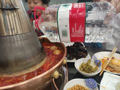 -楼外楼大刀肉传统火锅居(幸福街店)