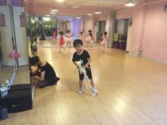 -雅米拉艺术中心(少儿舞蹈培训)