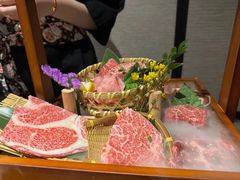 -山川小町·极番烧肉(新地假日广场店)