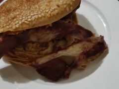 烧饼夹肉-清真八大碗(G6辅路店)