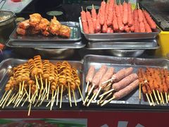 -大学城夜市大排档(凤栖路店)